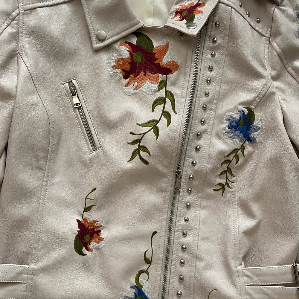 Faux Leather Embroidered Floral Beige Jacket with studs - Picture 3 of 7